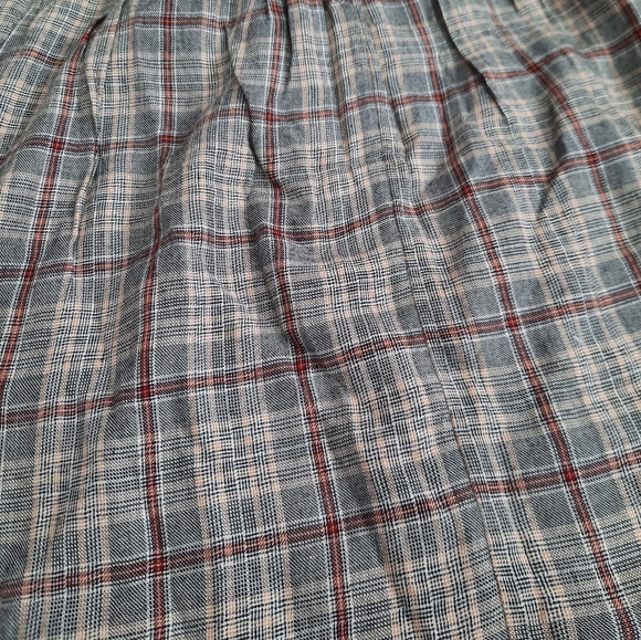 NWT American Eagle Mini Skirt, Size XS, Plaid - Picture 5 of 8